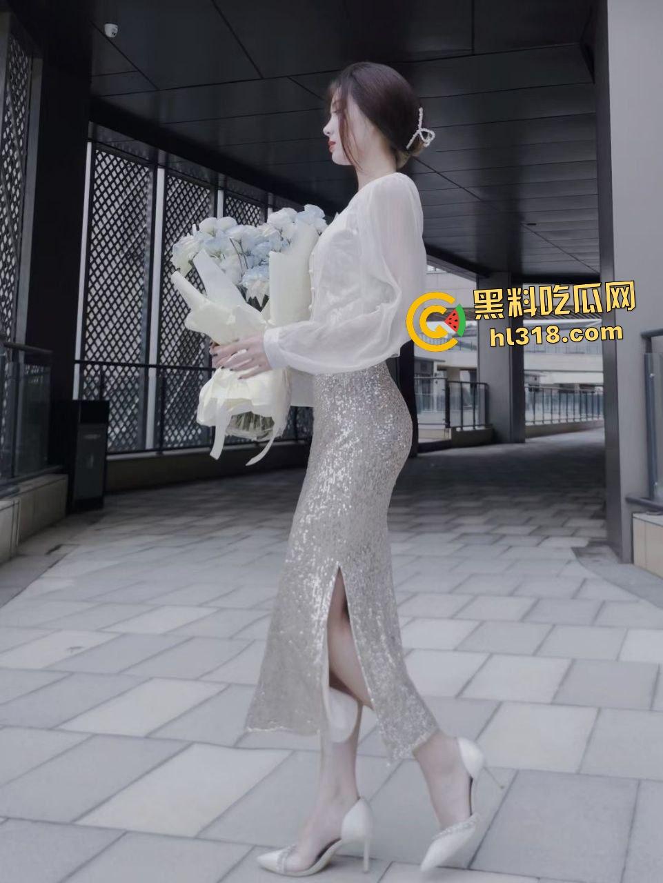 上海交大女神【莫曦涵】高材生变职场淫乱母狗，经济策划的职场新星，学历再高也挡不住她骨子里的骚！-4