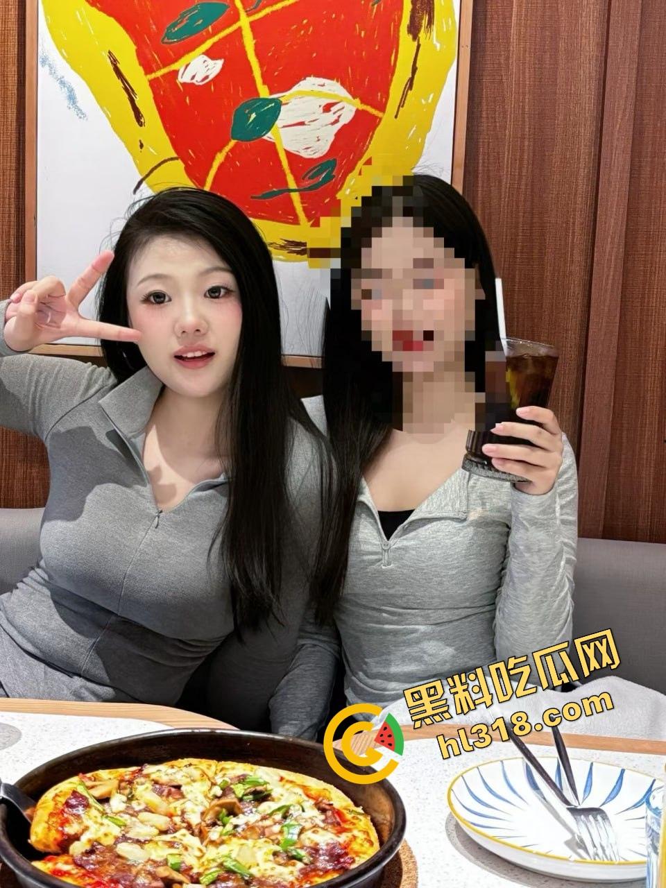 白T高颜值乖乖女开房配憨厚糙男反差爆炸，全程露脸肉体互操，高颜值配屌丝，真情侣还是包养？-2