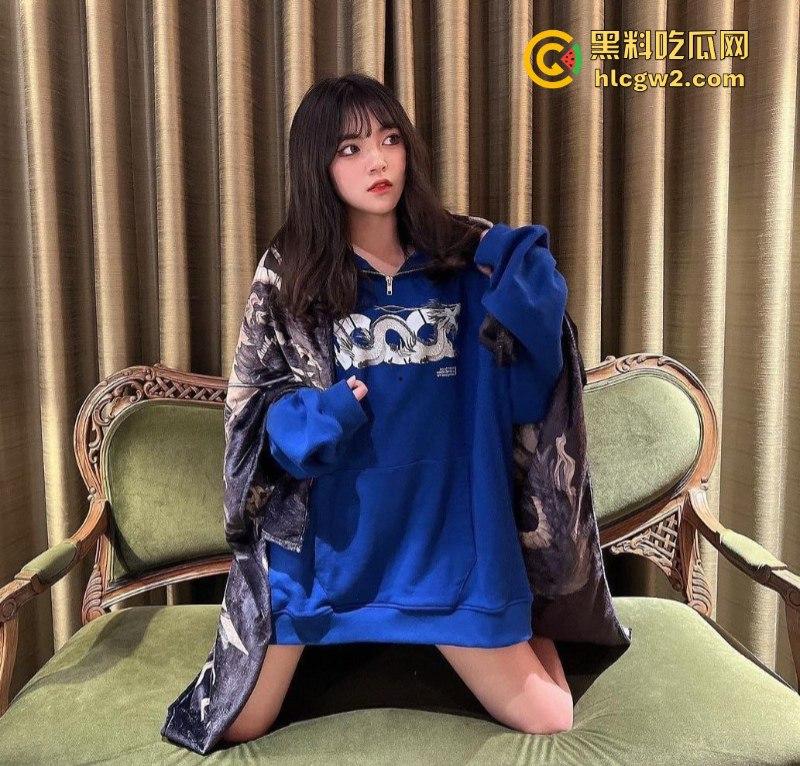 超漂亮的翘臀在校校花【杨可可】分手后遭男友报复视频惨遭泄漏口交后入不雅视频曝光-1