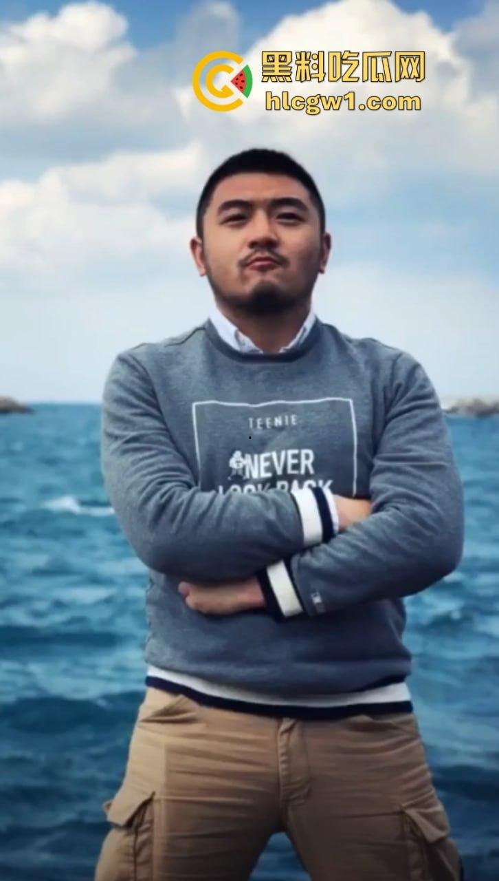 独家曝光！gay圈网红【萌熊小叔】被曝付费卖肛 张口就要666 大尺度聊天记录被扒-6