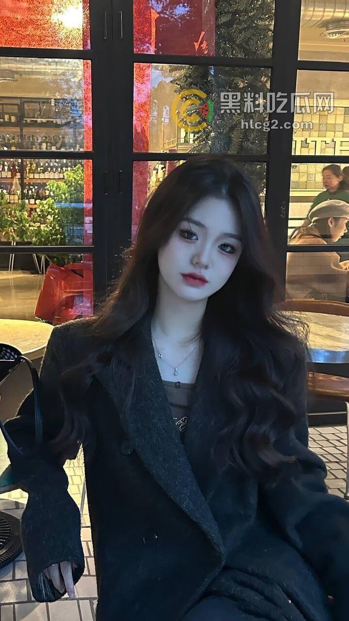 西安高颜值美女私密视频曝光！男友啪啪自拍流出，生活照也全程直播！-4