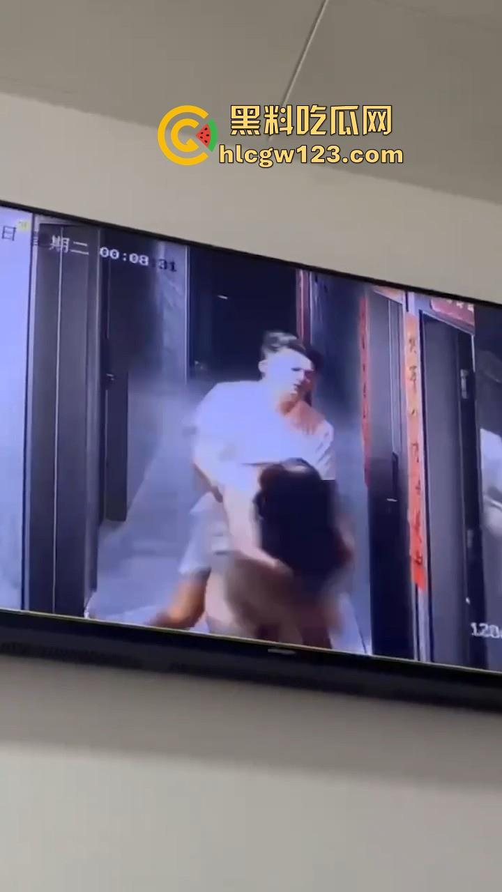 美女520当晚酒醉被两名男子捡尸 强行拖入酒店房间 轮奸2小时酒醒后才被救出 最终两人被拘!-2