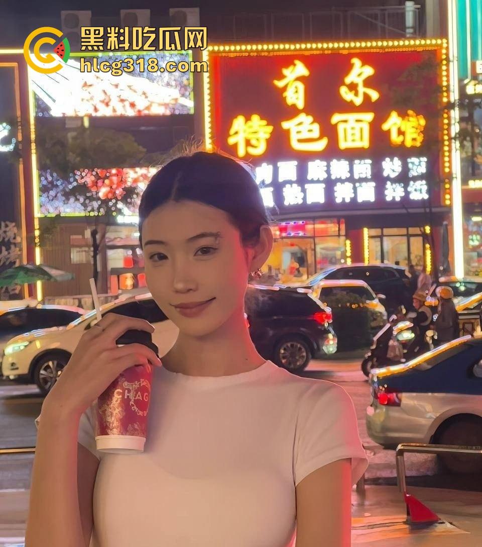 清纯女大床上的反差表现！高颜值母狗极品身材 黑丝后入 骚的一批！-2