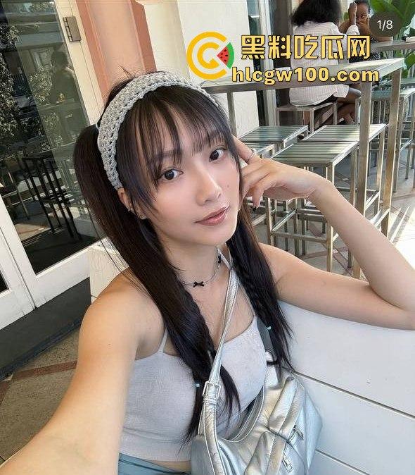 娱乐圈大瓜！香港艺人【张凯琪】不雅视频被扒，扭腰送胯极具勾引人，内容劲爆亮眼！！-9