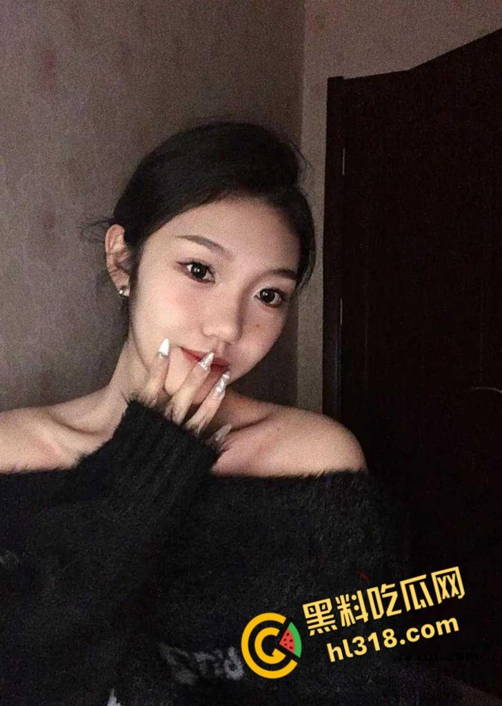 青岛农业大学【宋冉冉】，首次下海经验不足被骗炮，还被渣男中途摘套内射，现在大学妹都这么单纯吗 ?-3