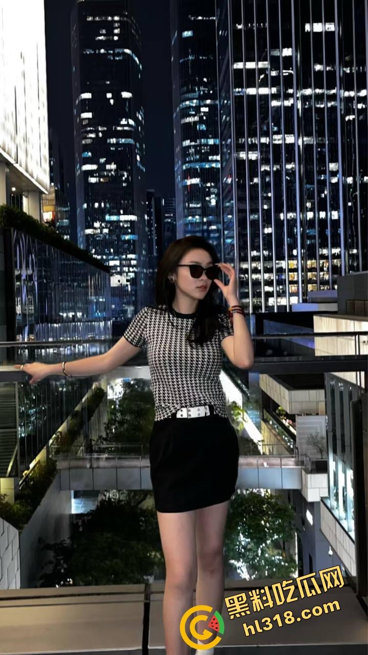 南京传媒学院极品反差母狗『李可盈』网调金主约炮，各种自拍视频流出，课代表小仙女也能喷水？-5