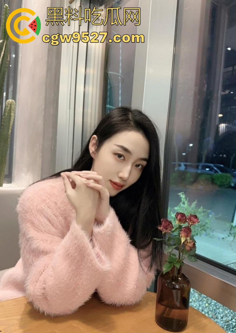 00后英语老师裸贷门事件，来自沈阳的御姐长腿女神，在山东教育机构当老师，为钱裸贷无奈肉偿抵债！-2