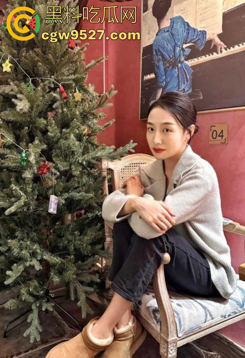 00后英语老师裸贷门事件，来自沈阳的御姐长腿女神，在山东教育机构当老师，为钱裸贷无奈肉偿抵债！-6