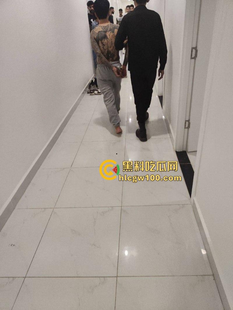 柬埔寨园区真实情况爆料！主管随意强奷女性 每天上演电棍烤肉惨叫连连-6