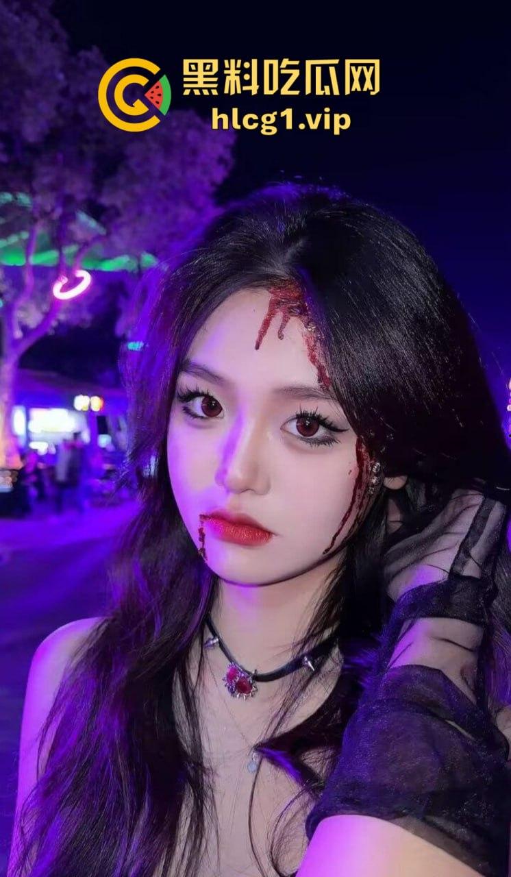 四川传媒大学女神『 林幼薇』的私密视频流出！被绿帽奴男友背后捅刀，鲜花插在牛粪上！-1