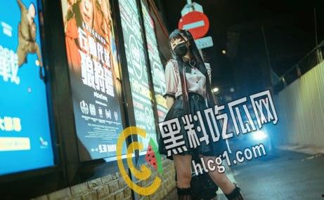 网红福利姬 落落Raku 极品女神反差萌妹 夜晚户外跳蛋大尺度自慰 写真 视图精选-1