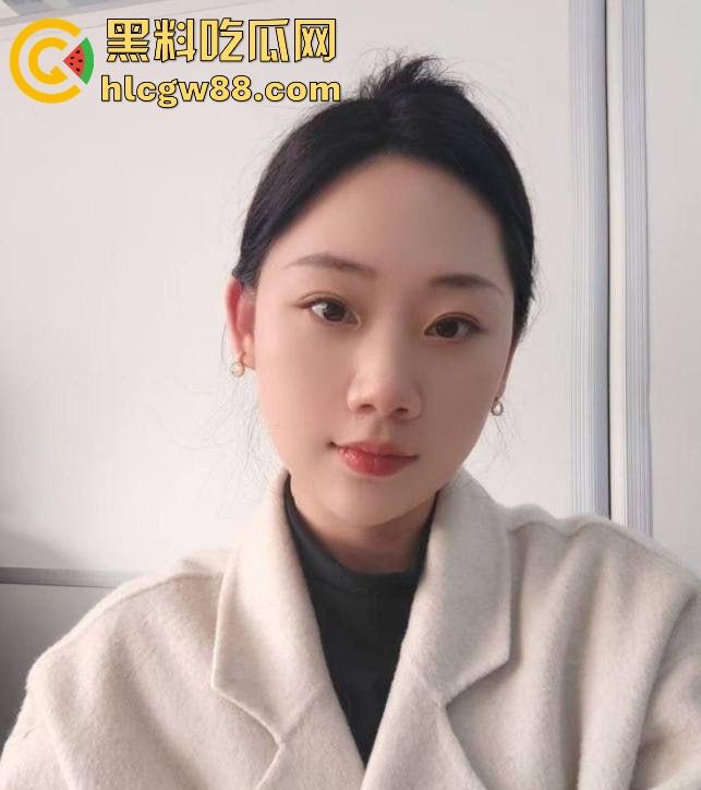 南宁小学骚货老师【刘悦湖】被校长开发的贱母狗,被操得嗷嗷叫爸爸,开发得顺风顺水!-1