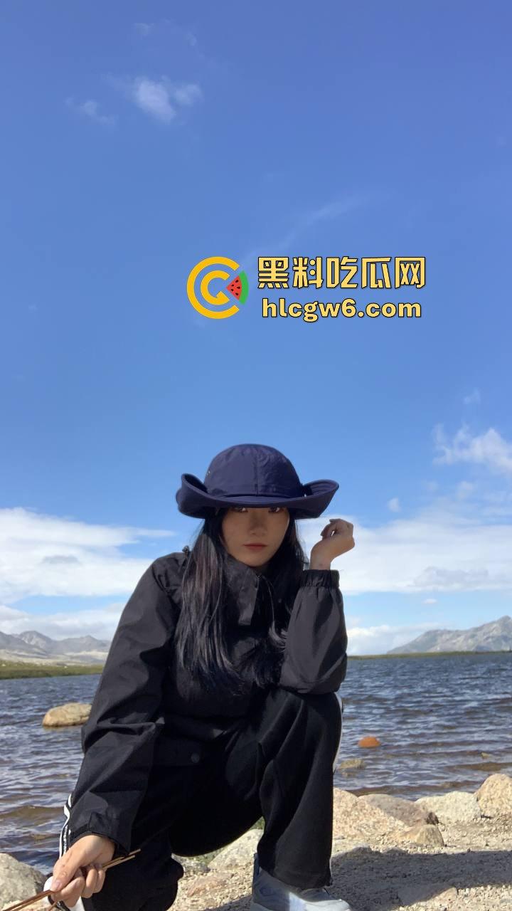 南京中医药大学红发学生妹『 徐思涵』陪金主伴游 白天是摄影师晚上是肉便器 情趣内衣换着花样骚视频流出！-15