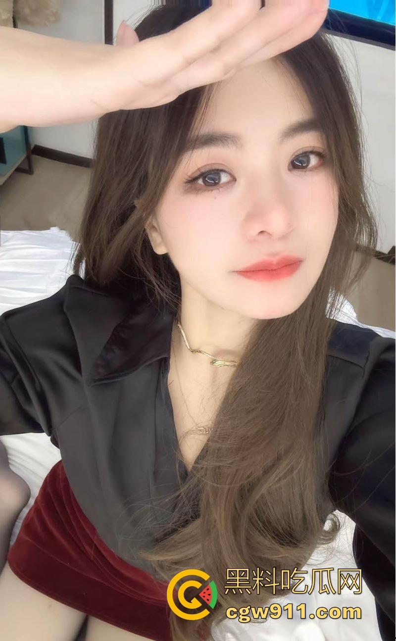 瓜友远征深圳懿德轩76号女技师，C杯美乳白嫩粉尖，身材曲线玲珑服务贴心，服务很到位！-3