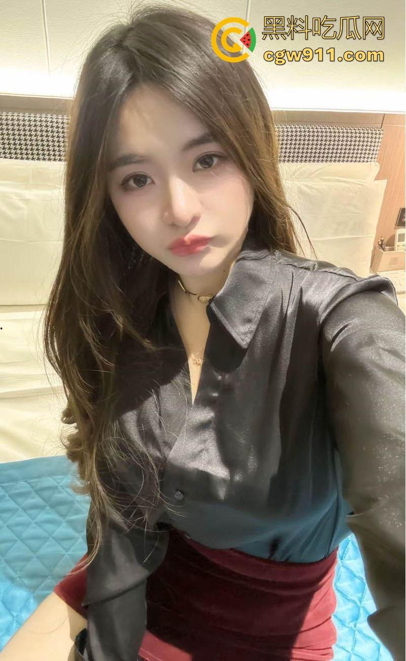 瓜友远征深圳懿德轩76号女技师，C杯美乳白嫩粉尖，身材曲线玲珑服务贴心，服务很到位！-4