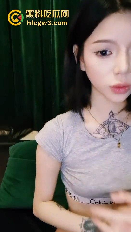 直播界新宠【玉足少女】全程高能 ，柳腰蜜臀无套啪啪，骚浪表演看得人心跳加速！-1