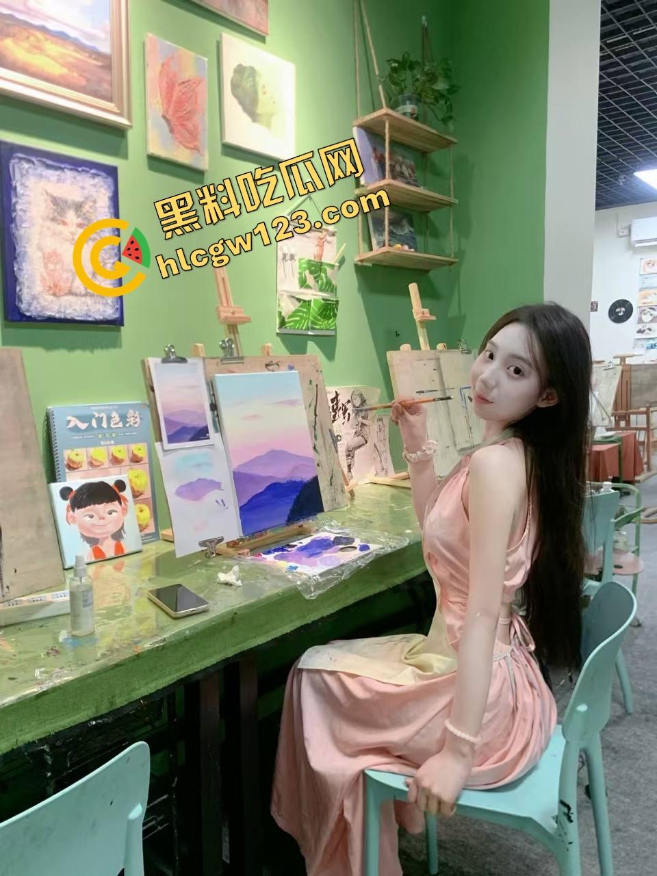 白虎不是天生的，是拔出来的，人工白虎养骗局曝光逼毛一根根扯，看得人蛋蛋一紧！-2