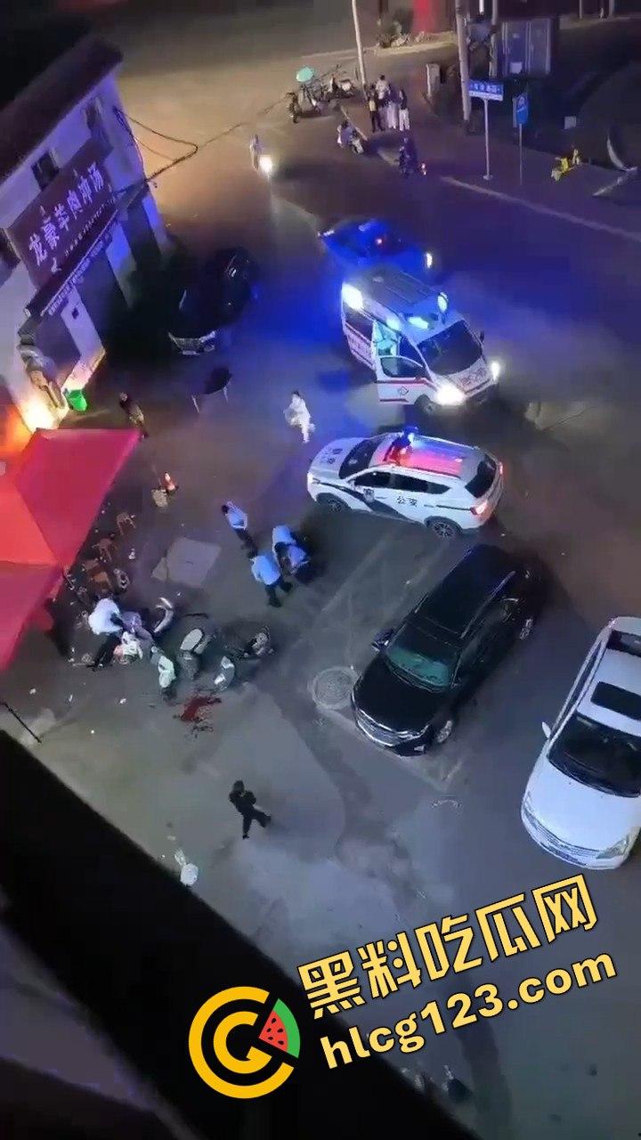 平顶山惊现街头悲剧！宝丰县老汽车站门前情杀，疑似因妻子出轨！-7