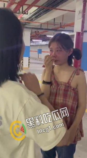 陕西省榆林市靖边县14岁女孩在小区地下车库被多人轮番霸凌羞辱不断扇耳光，我勒个恶魔波刚啊-2
