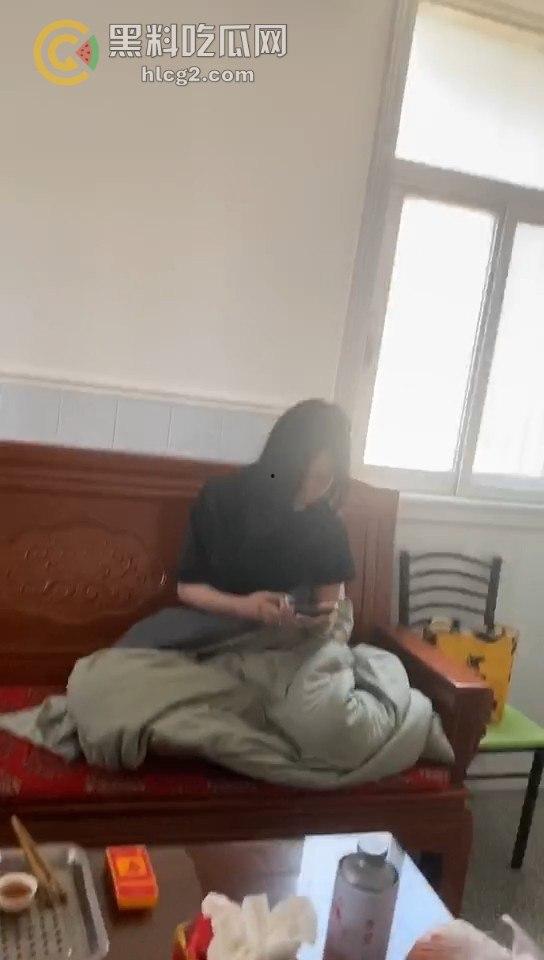 上海捉奸现场曝光！视频与聊天记录全程直播，背叛真相震撼揭晓-8