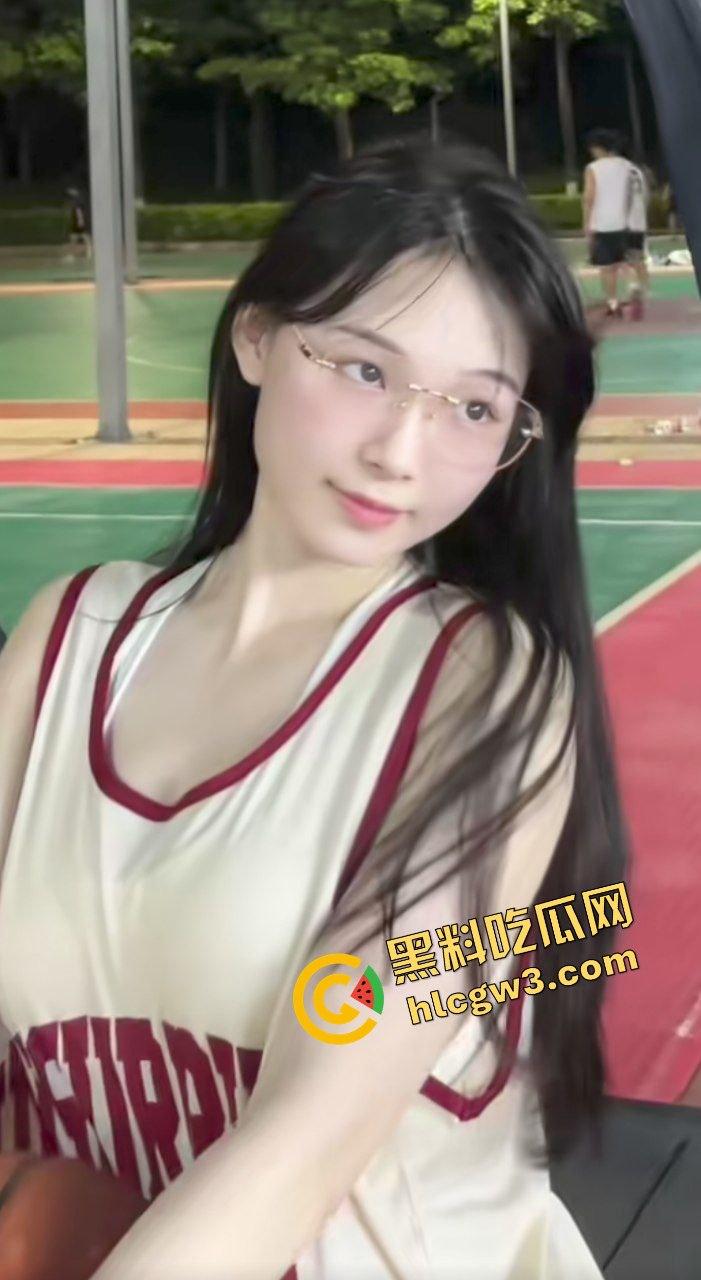 抖音反差骚货健身女网红『葫芦爱健身』骚臀D奶炮架 榜一大哥暴力输出骚穴！身份信息被扒出 独家曝光！-6