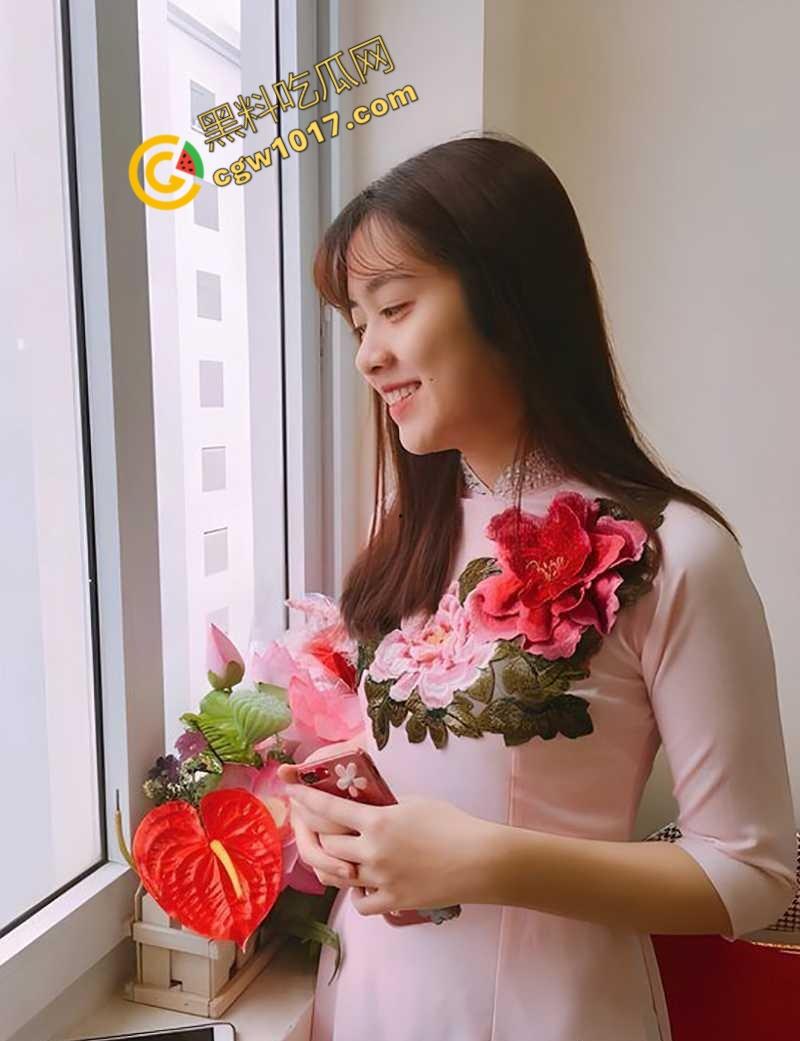 越南美女人妻检察官【邓黎琼江】与富商偷情视频流出！露脸口交无套做爱，离婚离职彻底塌房！-1