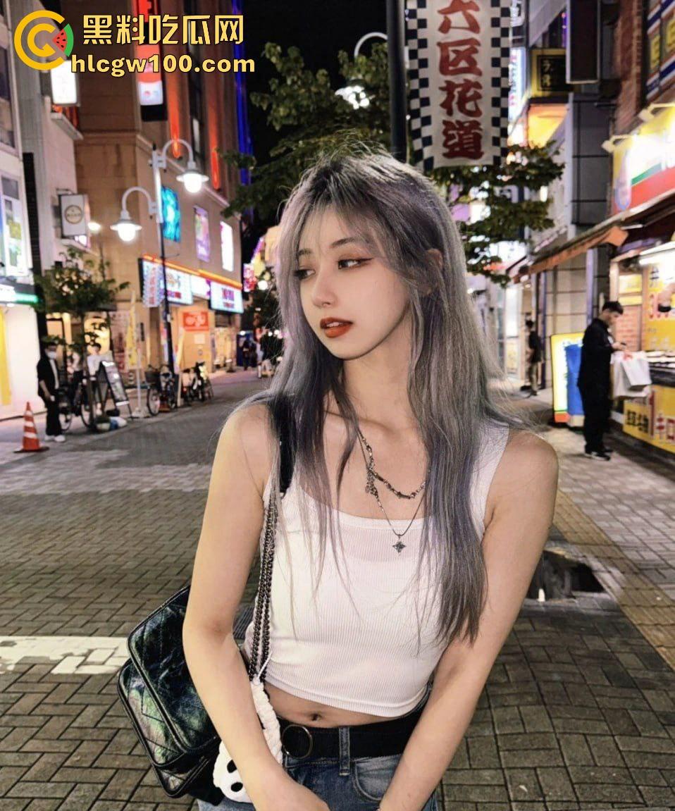 西安极品女神『刘嘉欣』现役Kpop女团成员，下海伴游5天3W，巨乳粉穴让人忍不住射爆，被金主操到腿软！-3