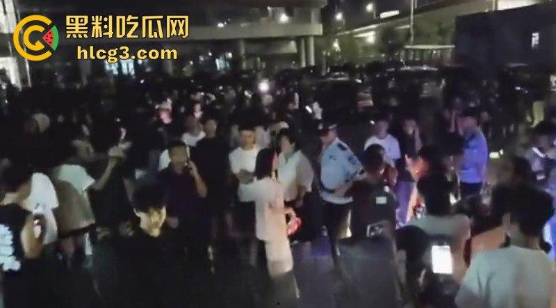 现场版黑社会？贵阳经济技术学校 强行让学生签转让书 不签直接开除学籍？-3