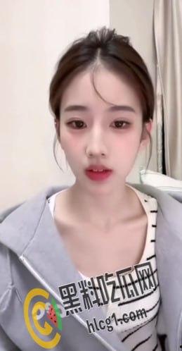 抖音500W粉丝网红 古风第一美人 黄玉瑶 直播时不慎露点 小葡萄真迷人 遭全网疯传！-6