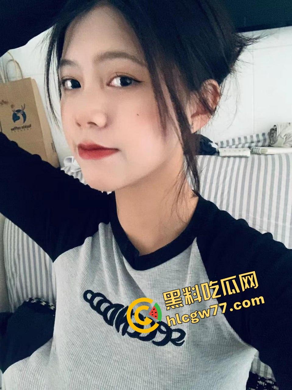 世界上最大的背刺，成都女孩【周然】手机借闺蜜打游戏，结果闺蜜偷看到她大量私密，友谊当场粉碎！-5