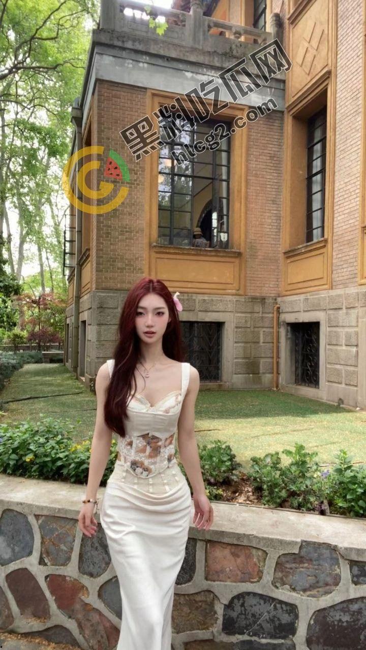 重庆高颜值美女「李欣」性爱自拍视频泄密,百度网盘重口味日常曝光-3