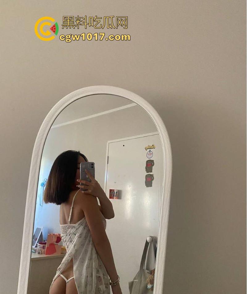 河北微胖母狗【魏志敏】极品骚逼母狗调教日常曝光，猛男骑乘黑丝项圈跪地求操，皮鞭滴蜡露出无套啪啪！-1