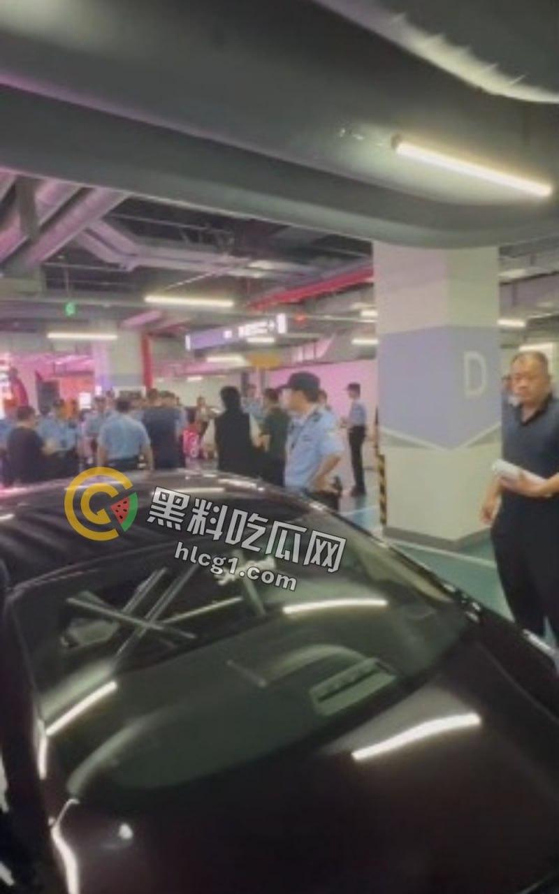 北京三环办公楼惊现地下改装车大会,被一锅端,懂车帝标识现场却称“无关”!-4