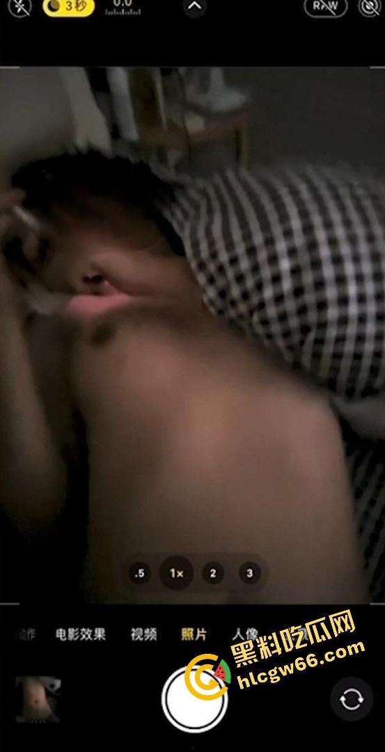 福建福清茶艺师【陈雪宜】为拉业绩认土豪做干爹，前男友怒了老子白舔三年，私拍视频全给你们看！-5