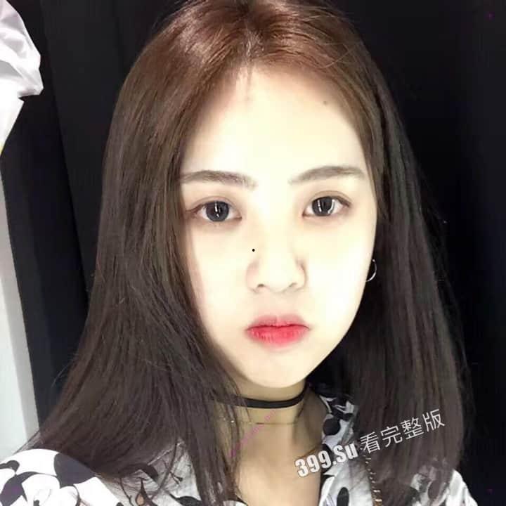 长相甜美的大一新生 抢手学妹被校内老油条设酒局灌醉  带回房间拍摄迷奸视频  露脸无套内射-1