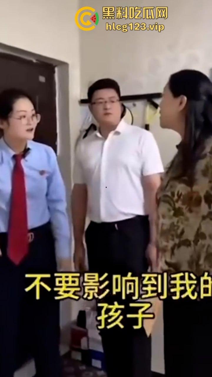 欠打！靠结婚发家致富？女子结婚第二就要离 拒退15万彩礼 丑恶嘴脸实拍曝光 一家人都没好货-8