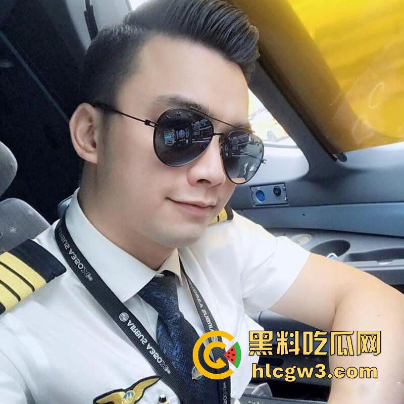 越南航空副机长性爱丑闻曝光 与白虎模特女友 『AuHaMy 』激情片流出 高潮叫声比飞机起飞还响!-2