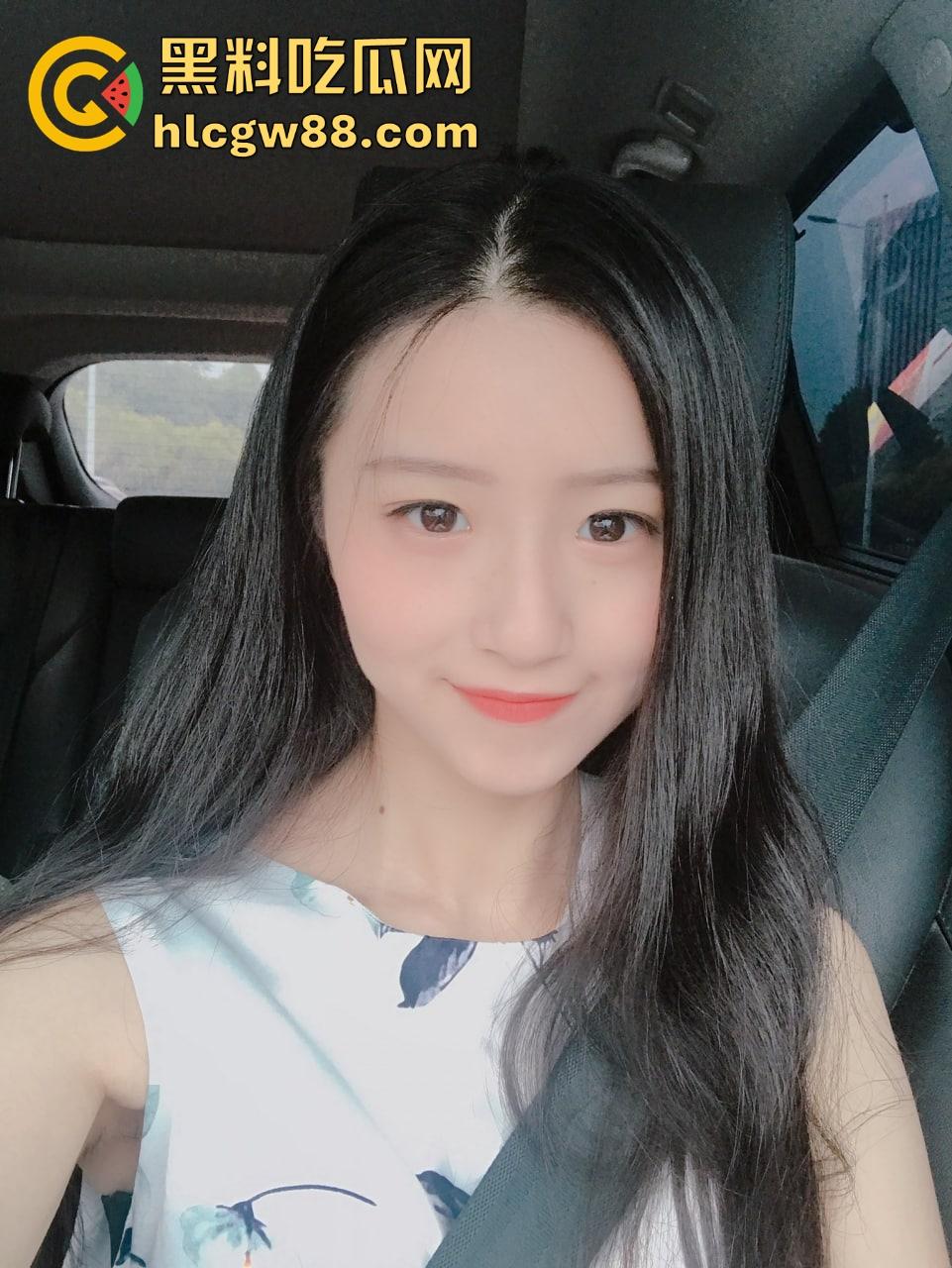 青岛少年宫老师【黄灿灿】沦为教育厅长儿子肉便器,天天被糟蹋写精厕内射,轮流被主子朋友操!-3