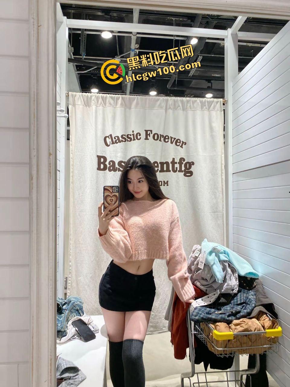 猎奇性爱！成都小情侣反差婊【雷倩】塑料膜炸裂做爱，袜子当套激烈操逼！原创独家曝光流出！-4