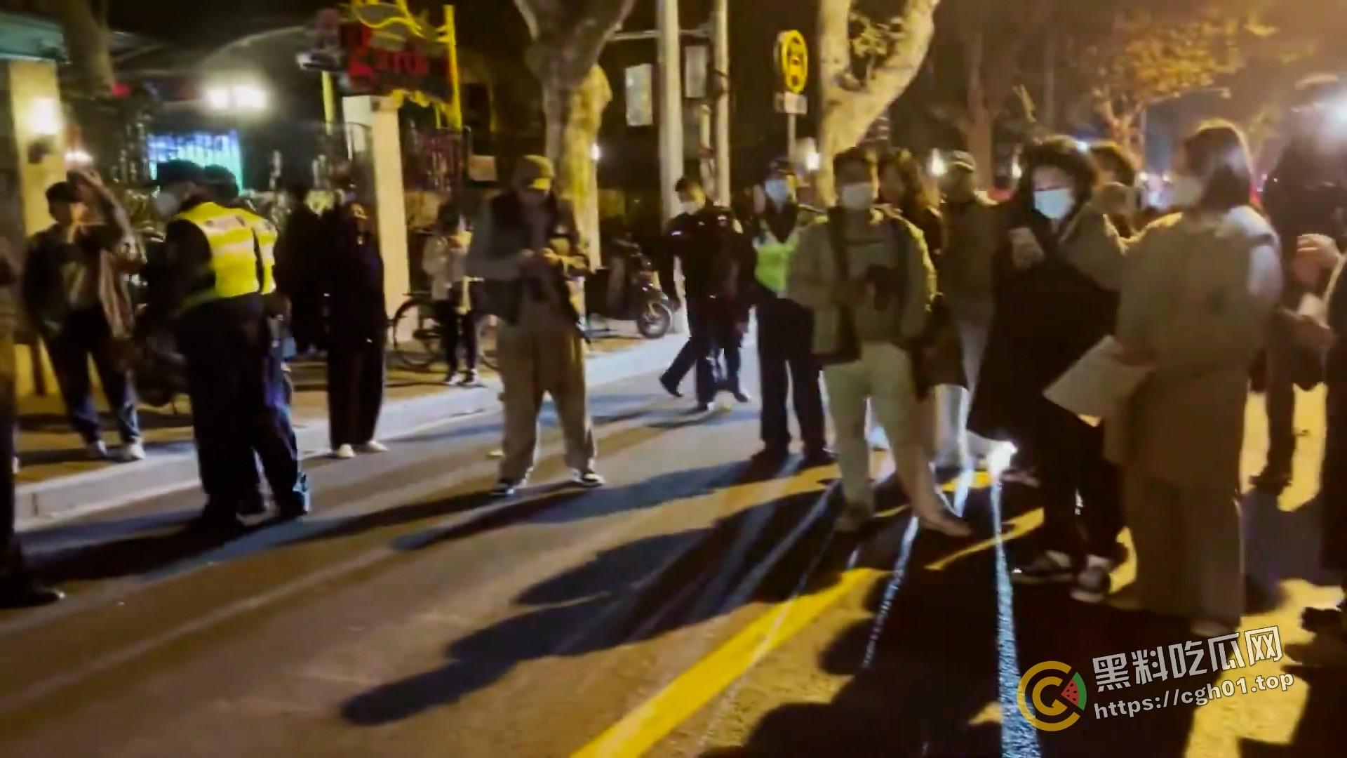 全网封禁！《乌鲁木齐中路》白纸运动纪录片  最全版本-15