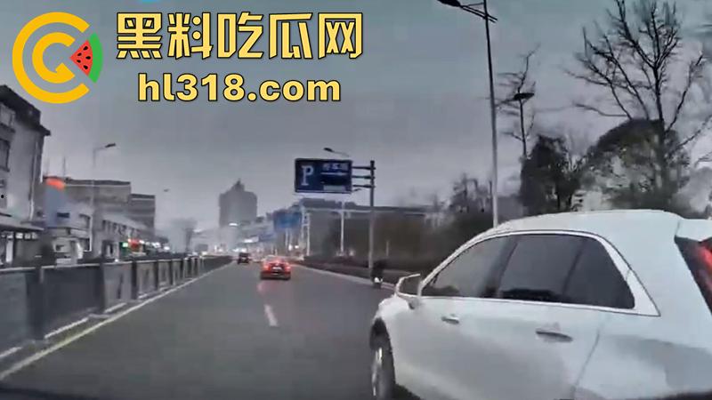 江苏南通小仙女,抢夺方向盘导致车祸,因和男友吵架崩溃发疯,出车祸后竟恳求不要告诉警察!-8