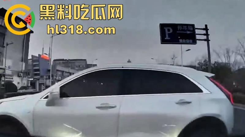 江苏南通小仙女,抢夺方向盘导致车祸,因和男友吵架崩溃发疯,出车祸后竟恳求不要告诉警察!-9