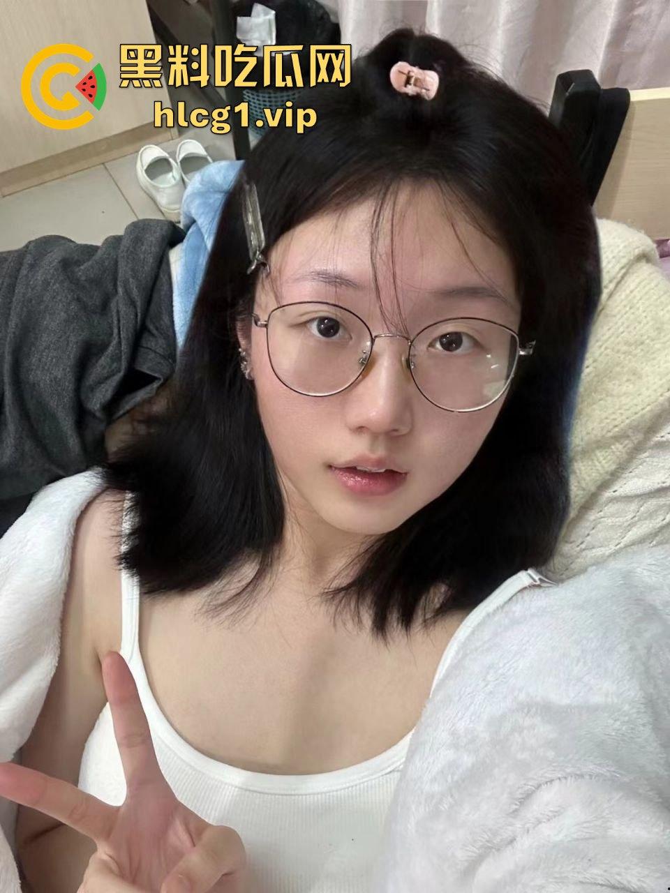 上海思博学院知名公交车，现在变身瑞金医院实习护士，千人骑万人草真乱！-14