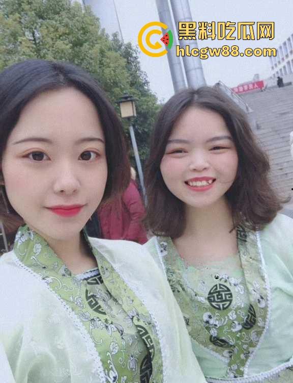 成都极品人妻【范梓幄】下海卖身内幕曝光,被老公逼着当鸡还贷养家,火辣身材夜夜接客!-13