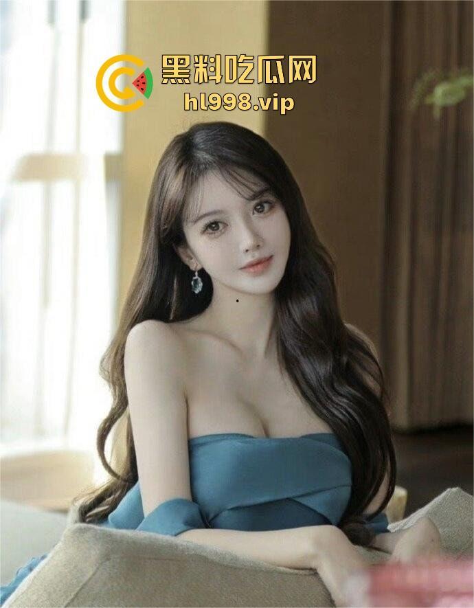 揭秘黄晓明女友『叶柯』同款隆胸术手术过程，看的让人心惊！胸被医生猛戳猛捣，视觉冲击强到不敢看！-1