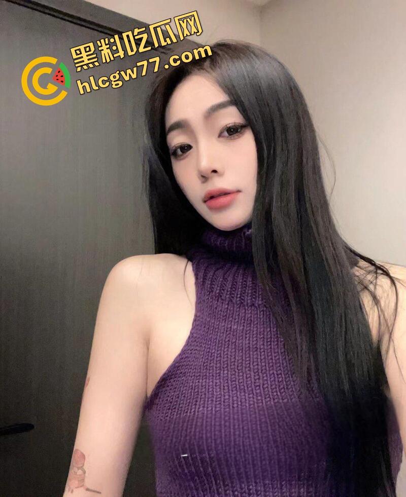 瓜友爆料3000块约操澳门极品外围黑丝长发女神，肤白如雪魔鬼身段嫩逼狂抽，cosplay骚装翘臀后入浪吟！-2