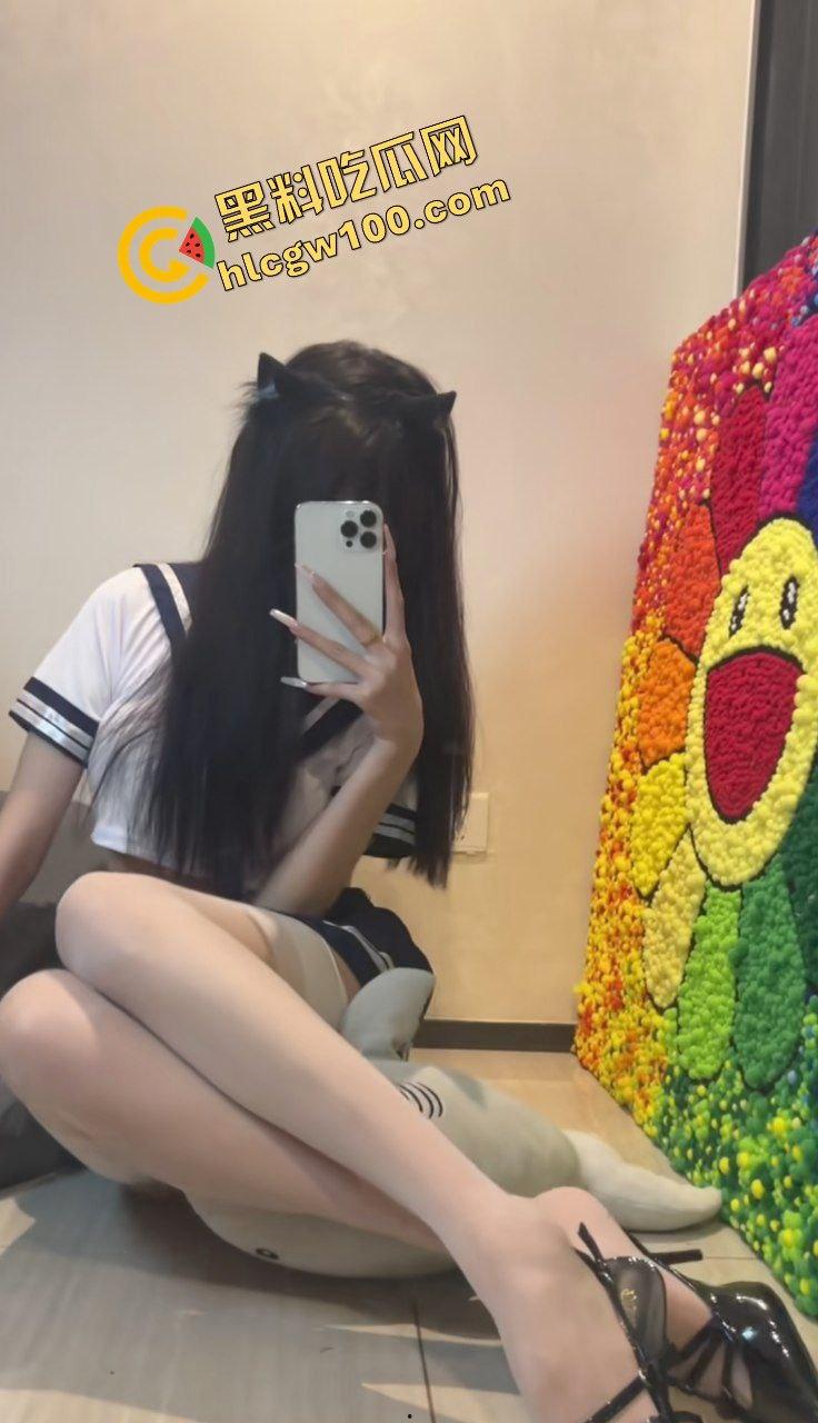 湖北生态工程大专清纯甜御白丝妹『曹桉梅』床上自慰抠逼粉嫩美穴 流水淫叫娇喘发金主！原创独家流出！-6