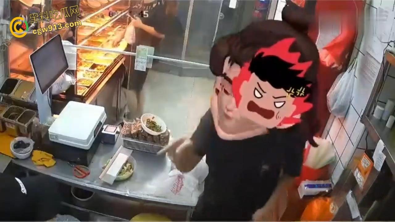 太嚣张了欺人太甚!深圳卤菜店惊爆恶霸闹剧,流氓男不讲道理直接骂人,辱骂打人还倒打一耙!-3