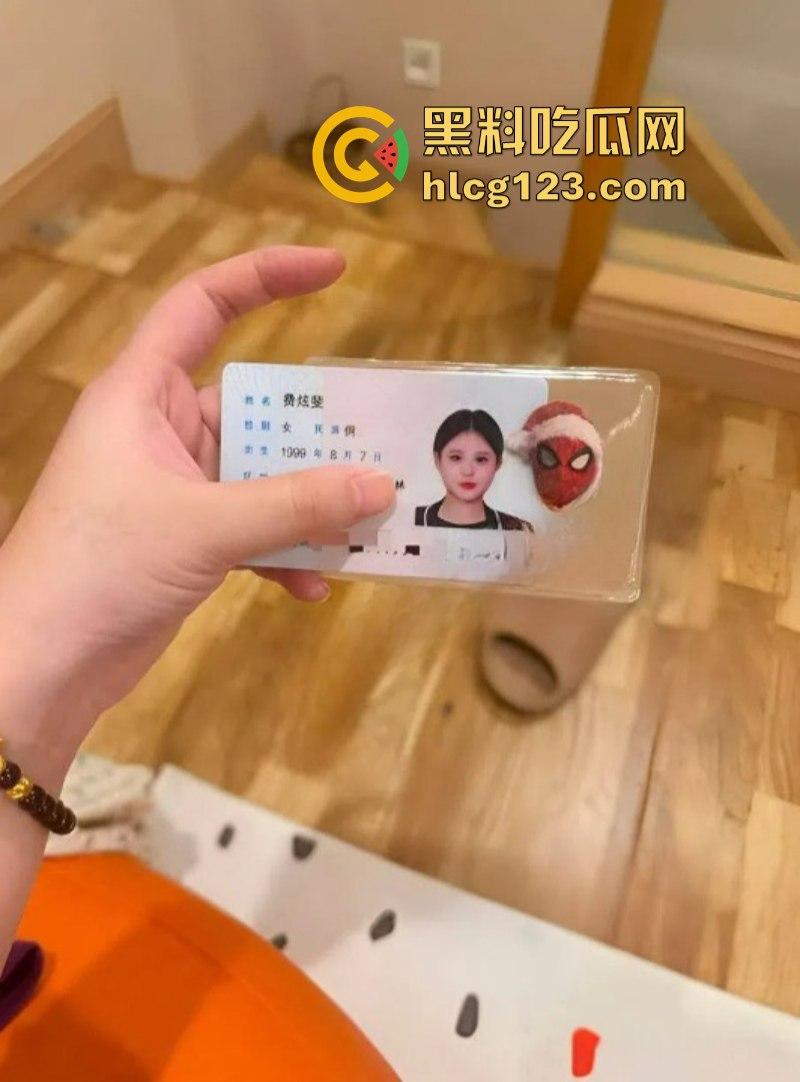 巨乳童颜抖音网红【小妍】自操嫩穴 高潮喷水 不雅私拍曝光 极致诱惑-5