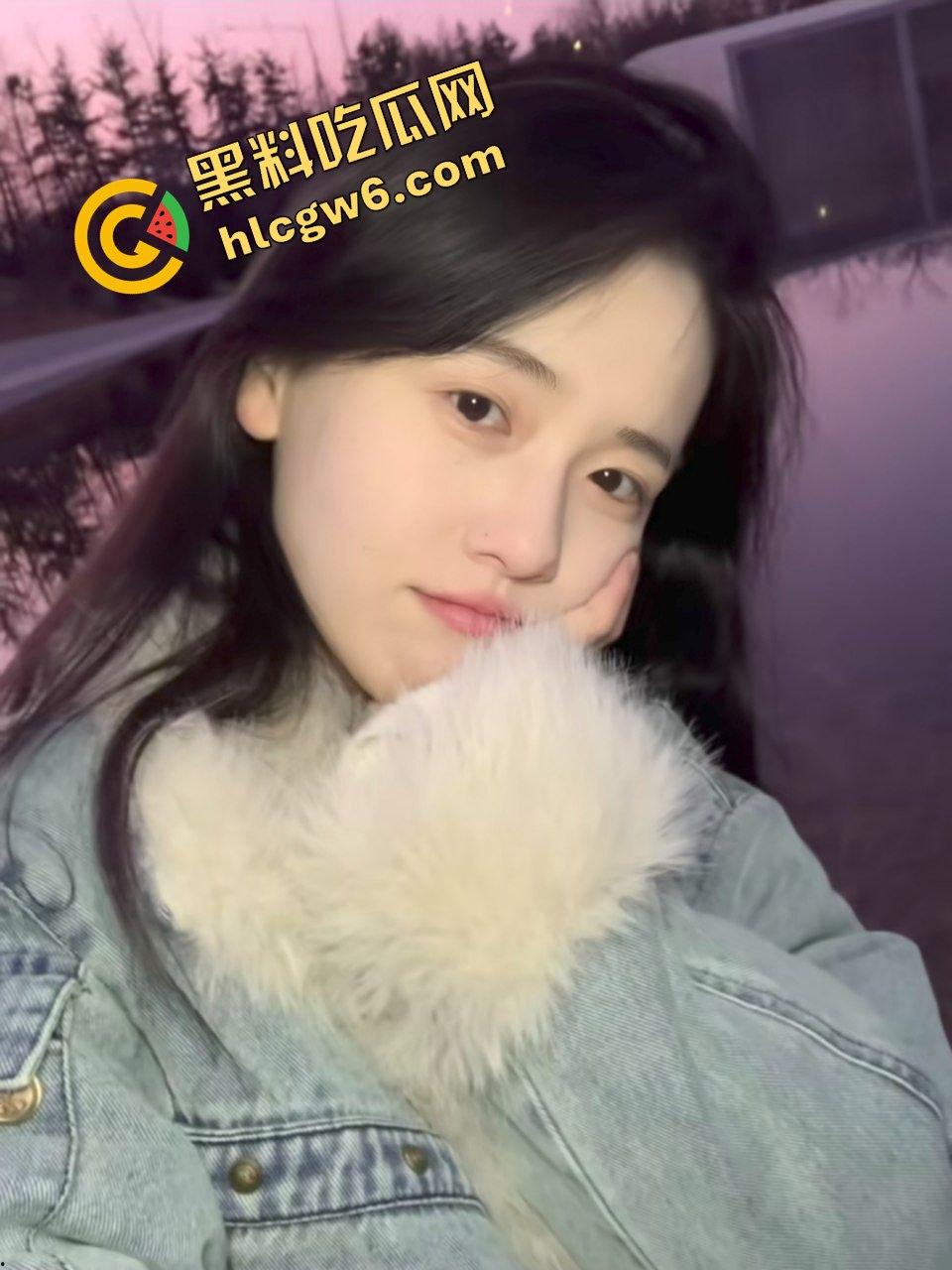 浙江台州金主爸爸调教情趣黑丝母狗『肖雨琦』贱样舔鸡对镜淫荡后怼淫穴！上位直插直入！原创独家流出！-4